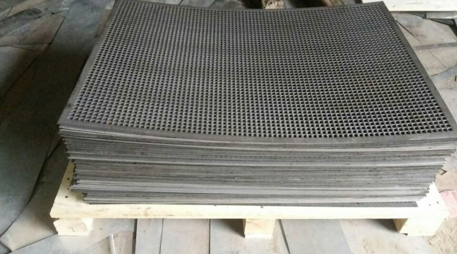 沖孔網模具沖壓設計要求